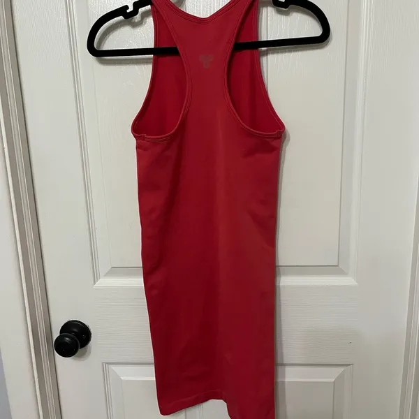 ARITZIA TNAction Kaplan Dress in Hibiscus Red Bodycon Racerback Mini XS‎ - Image 5