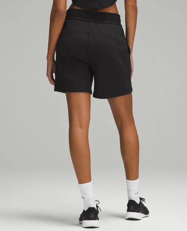 Lululemon Scuba High-Rise Short 5" Black - Size 2 - Image 5