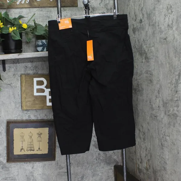 NWT Hearts Of Palm Womens Plus Pull On Stretch Capri Pants 9420799 Black 20W - Image 4