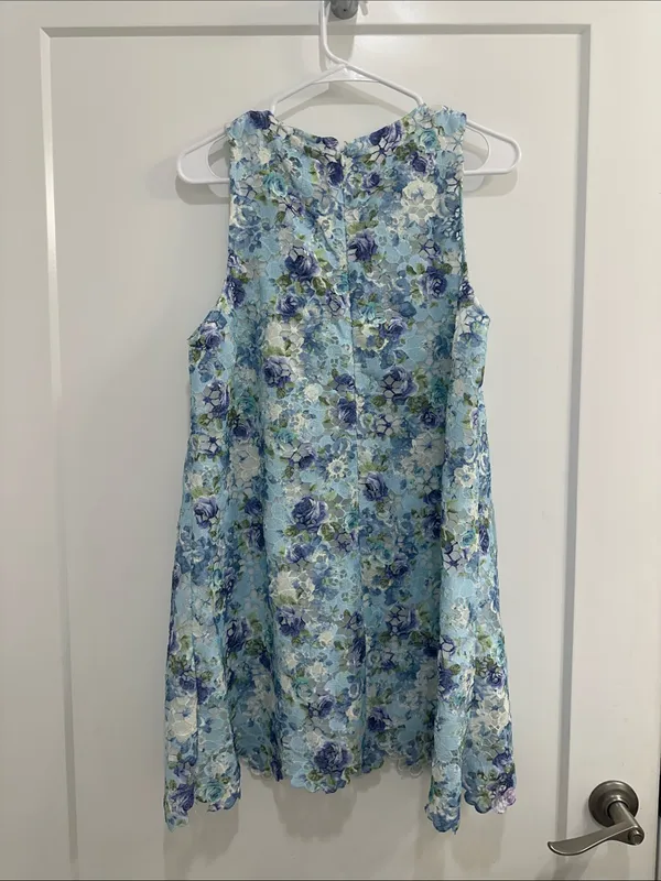 Vici Light Blue & Green Floral Lace Overlay Top - Image 3
