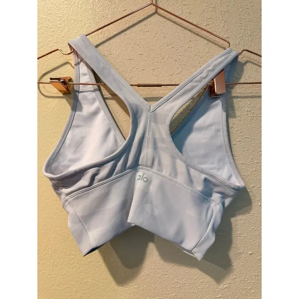 Alo Yoga Activewear Set Women S White Camo Wild Thing Bra High-Waist Biker Short - Image 3