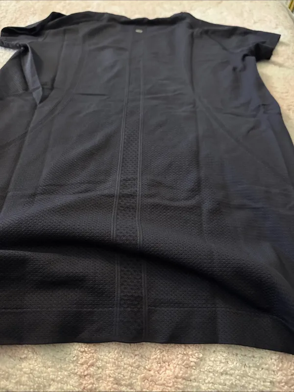 Lulu lemon 🍋 swiftly Black Athletic Tee - SWEAT LIFE - Image 4