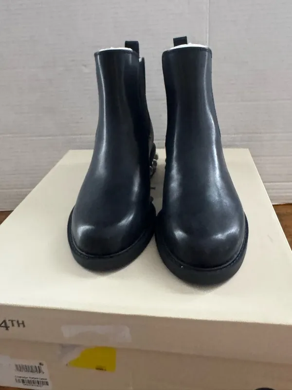 NEW On 34th Women Pearl Heeled Chelsea Boots Jeovana Size 5 Black Ankle Bootie - Image 5