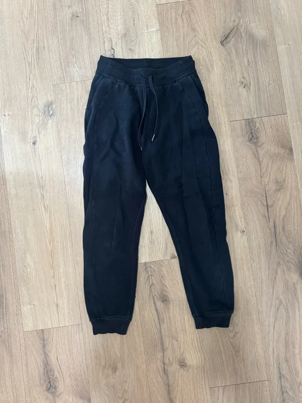 Lululemon High-Rise Scuba Joggers Full-Length - Image 4