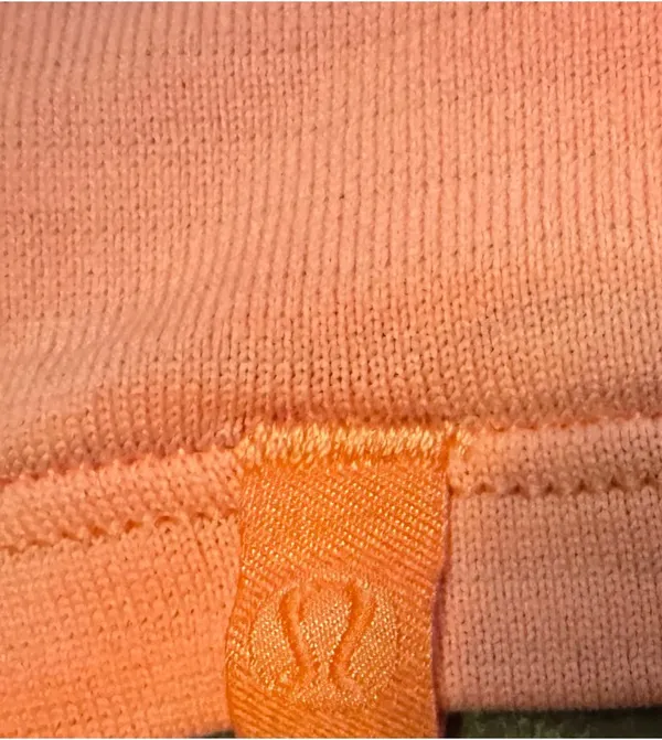 Lululemon cropped tank - Image 3
