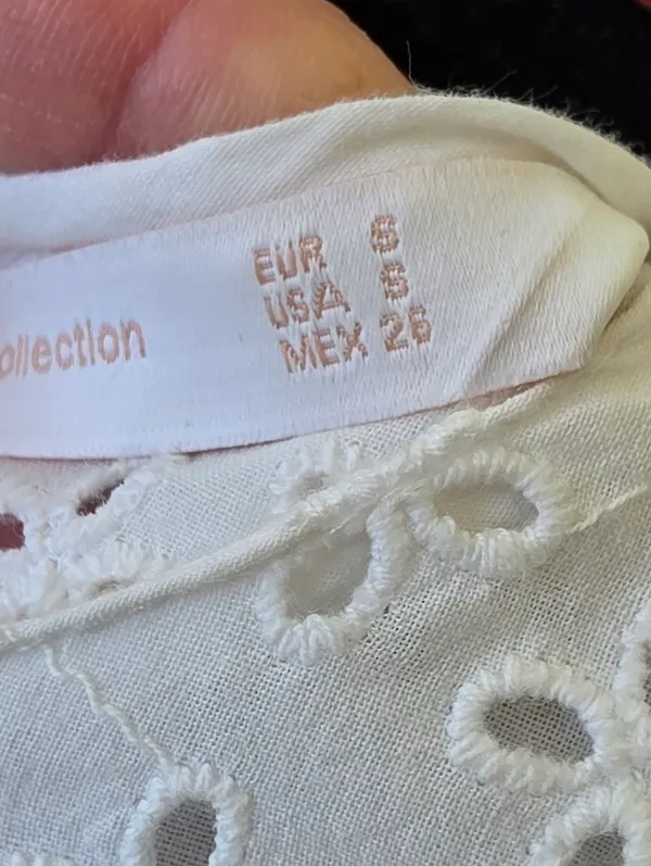 Zara White Eyelet Cotton Peasant Blouse Long Sleeved Small - Image 8