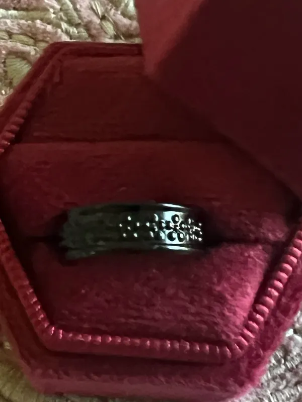 & Other Stories Women’s Stainless Steel Black Polished Finish Adjustable Ring Size 6-9 - Image 2