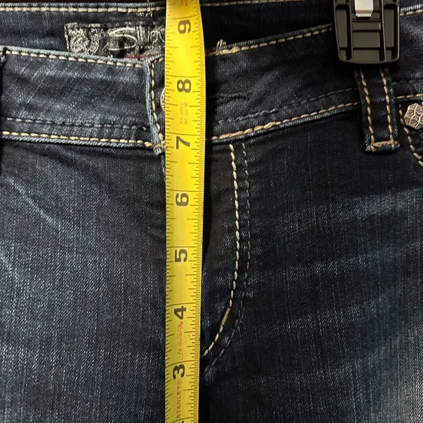 Woman’s Silver Jeans Suki Mid Super Skinny Dark Wash Mid Rise Size 31x31 - Image 5