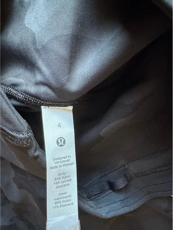 Lululemon Base Pace High Rise 25" Heritage Camo Deep Coal Black Size 4 NWT - Image 6