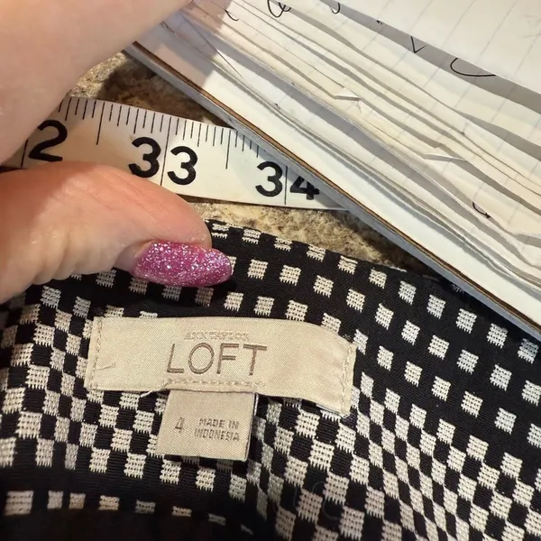 Loft Black and White Pencil Skirt Size 4 - Image 4