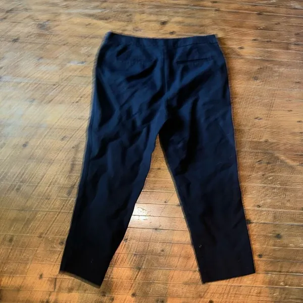 Chico’s business casual black flat front 1.5 crop pants - Image 3