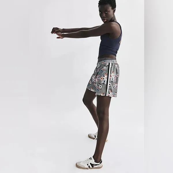 Free People Movement - When In Venice Printed Shorts Floral Gray new without tag - Image 2