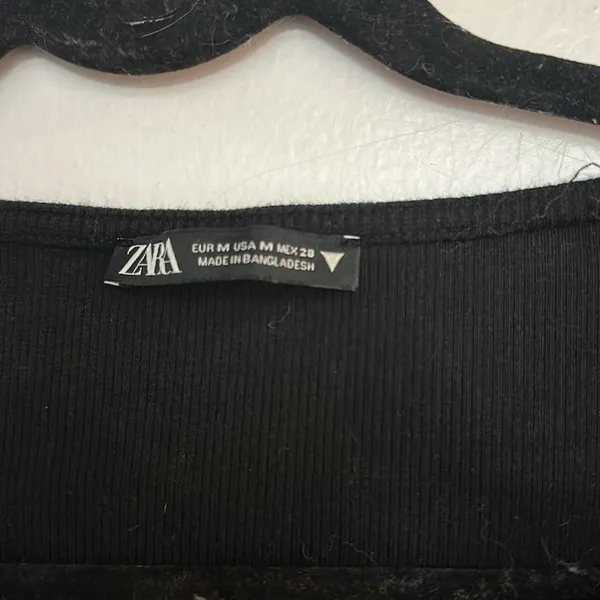 MOVING SALE Zara Black Crop Front Ruched T-Shirt - Image 7