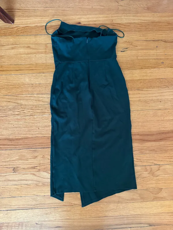 Whyte Valentine Green Bodycon Assymetrical Dress - Image 6