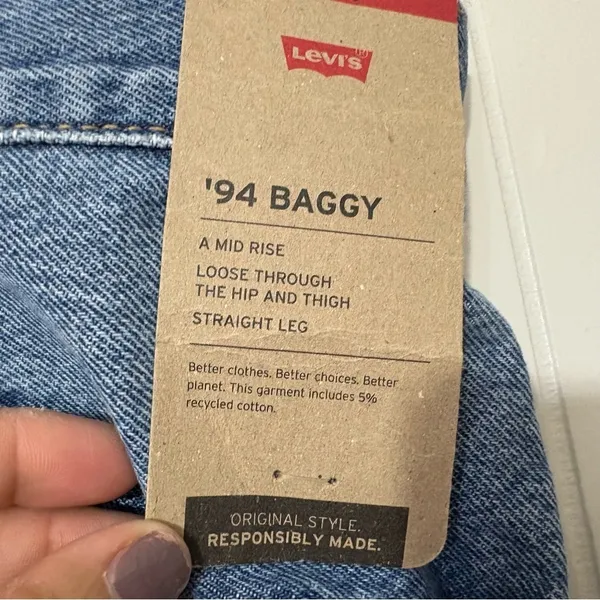 Levi’s 94 Baggy Jeans Women’s 20W NWT Mid Rise Straight Leg 90s Vintage Distress - Image 4