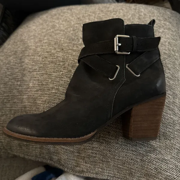 Sam Edelman Morris Black Leather Chunky Heel Ankle Boots with Buckle Detail - Image 3