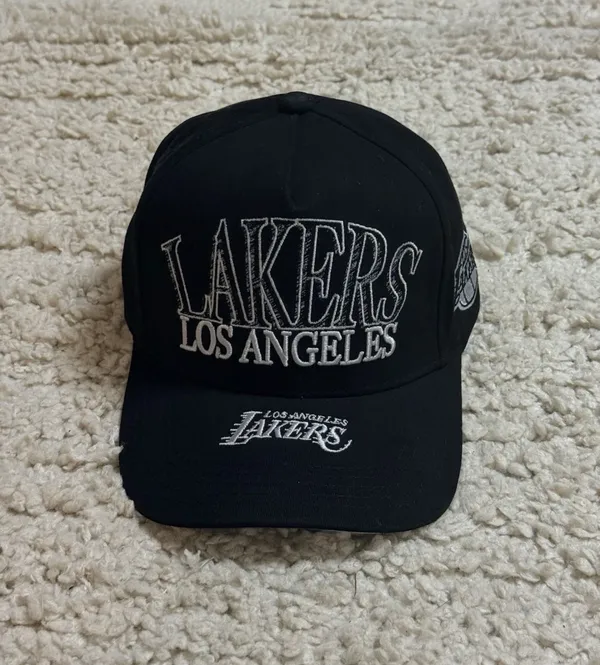 Mitchell & Ness Los Angeles Lakers Black Sketchy Pro Pinch Snapback Hat - Image 3