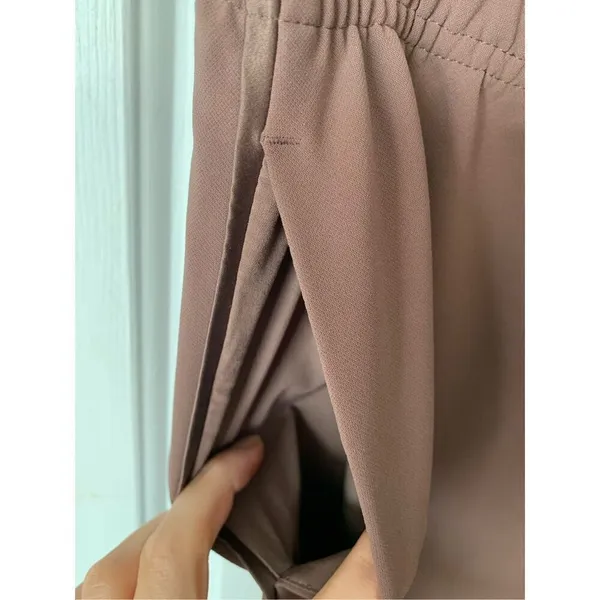 Athleta sweat pants workout pants or travel comfy pants size 8 joggers - Image 3