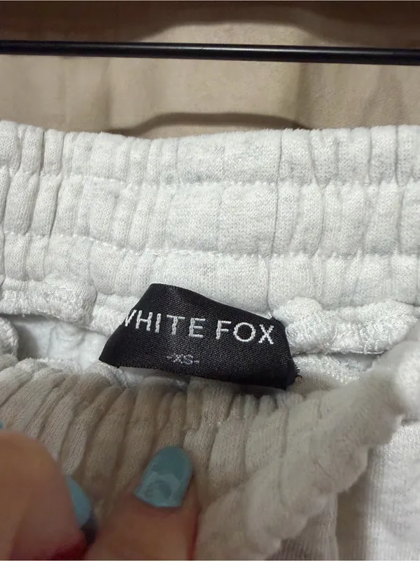 White fox joggers - Image 2