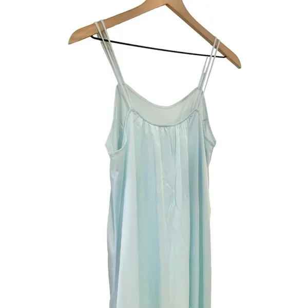 Women’s Vintage Montgomery Ward blue slip nightgown size medium - Image 5