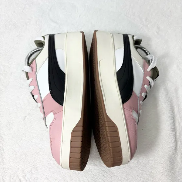 Puma Puma Carina Street Platform Sneaker Pink‎ and White Casual Sneakers size 8 - Image 4