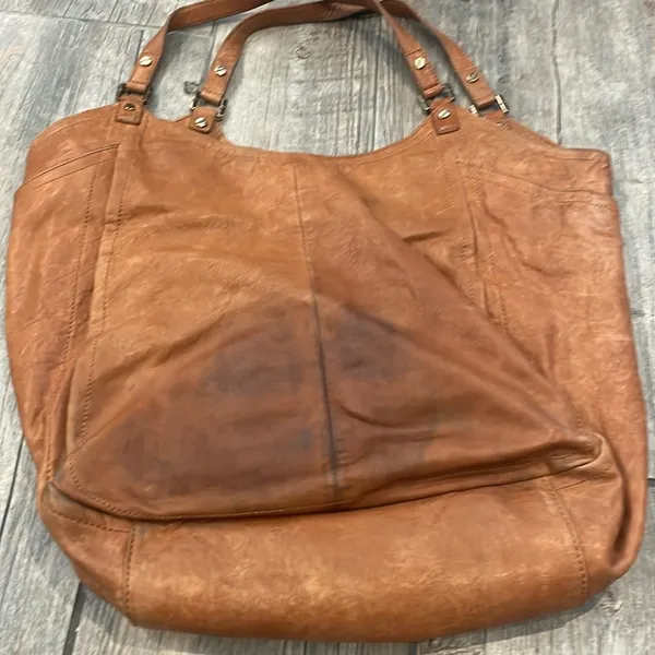 Tory Burch Brown Leather Tote with Slouchy Design and Brass Hardware - Image 5