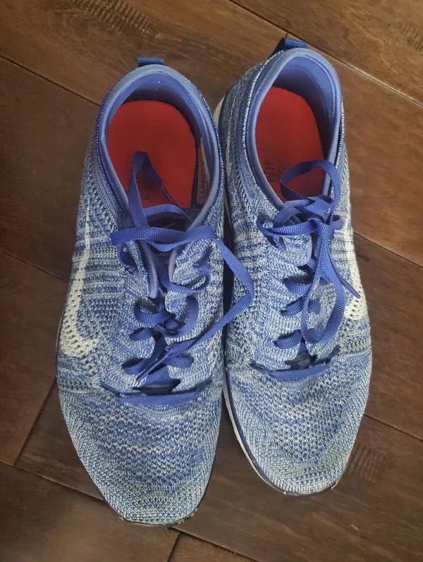 Nike Women’s Flyknit Running Sneakers - Blue/White Size 9 - Image 3