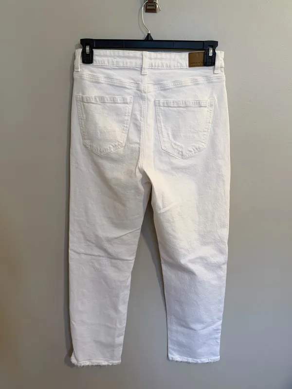 American Eagle Outfitters White Mom Straight Jean - Image 6