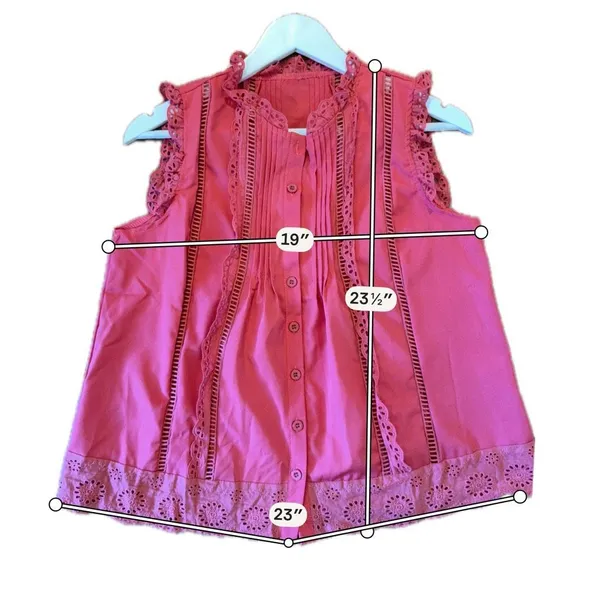 Boutique pink eyelet ruffled trim button front blouse small - Image 6