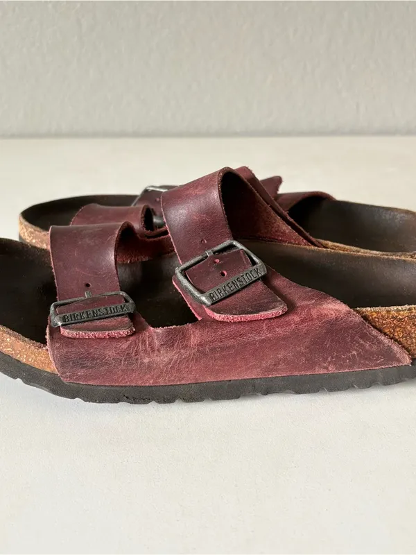 Birkenstock Slip-on Sandals Red Two Strap Woman’s Size 38 US 7-7.5 - Image 3