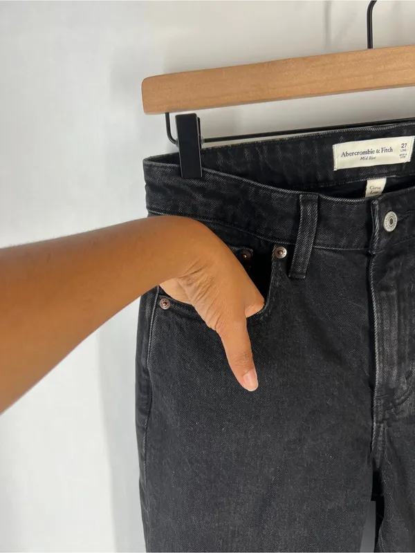 Abercrombie & Fitch Curve Love Mid Rise Cropped Straight Split Hem Jeans 27 NWT - Image 5