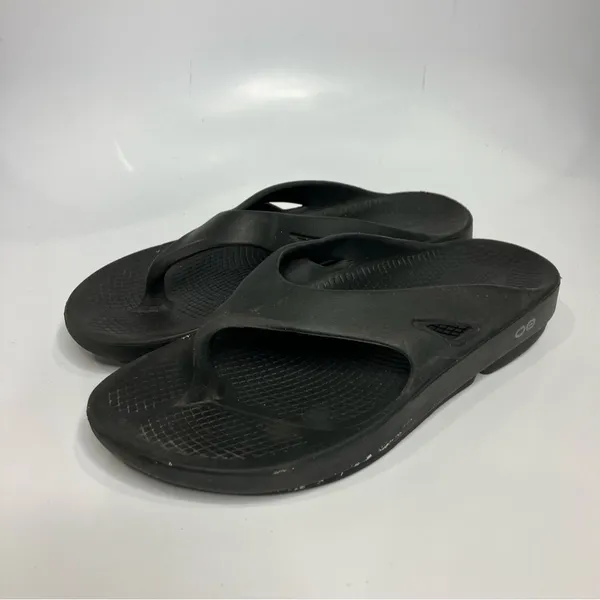 Oofos Ooriginal black sandals flip flops comfort sandals unisex‎ sizing - Image 3