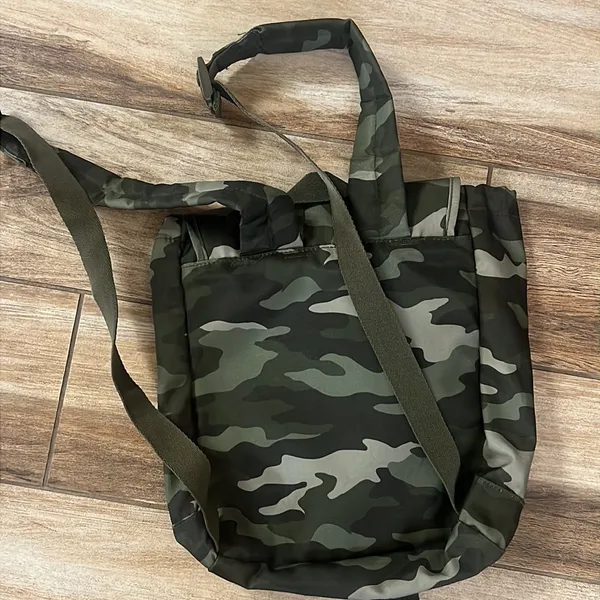 Pink Victoria’s Secret green camouflage small backpack - Image 5