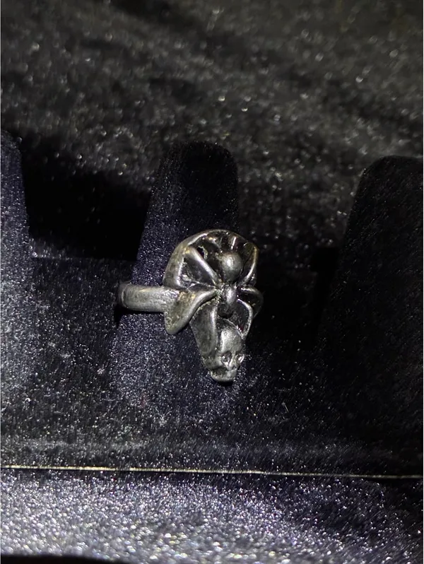 Goth Emo Oxidized Silver Spider Ring with Skull Accent Sz 7 - Image 3