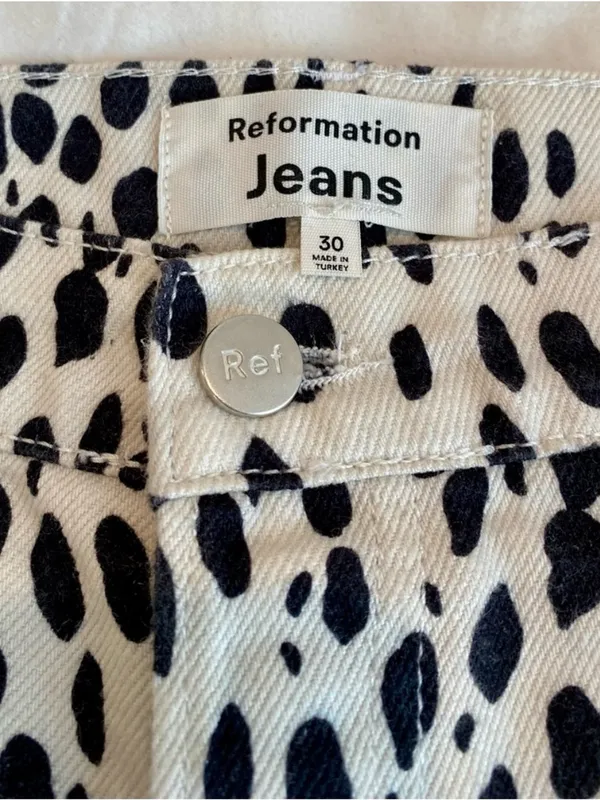 Reformation Cynthia Cheetah High Rise Straight Long Jeans | Size 30 - Image 5