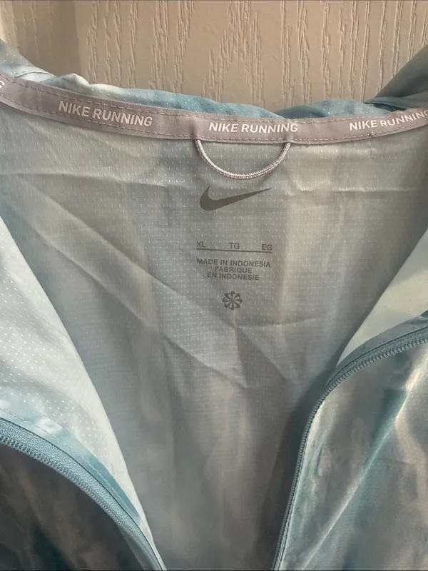 Nike Blue Tie-Dye Hooded Running Jacket - Image 3