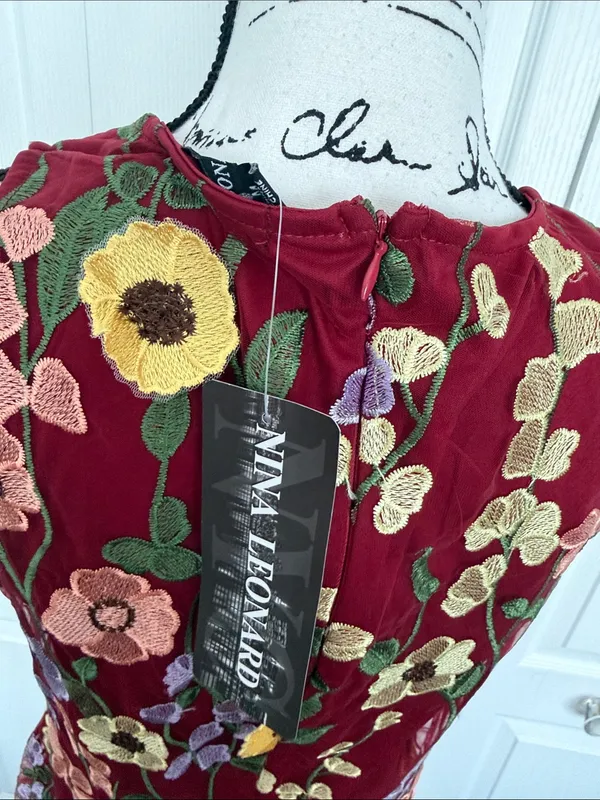 Nina Leonard Burgundy Floral Embroidered Midi Dress - Image 4