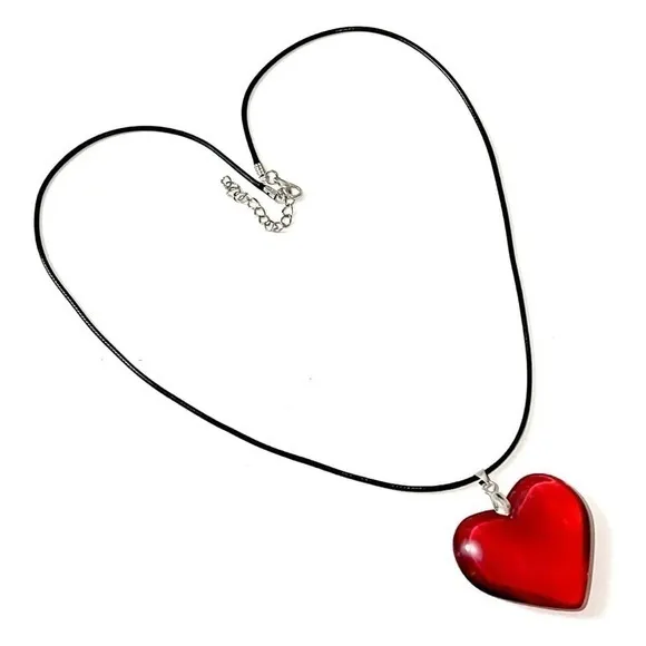 Heart Choker Necklace Red - Image 4