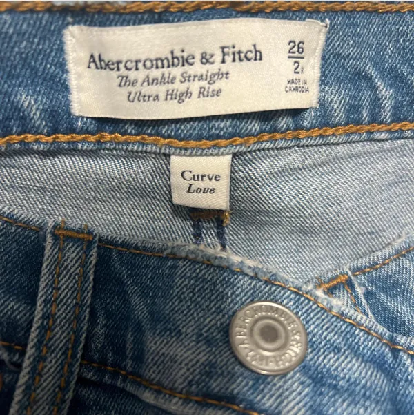 Abercrombie The Ankle Straight Ultra High-Rise Blue Jean - Image 3