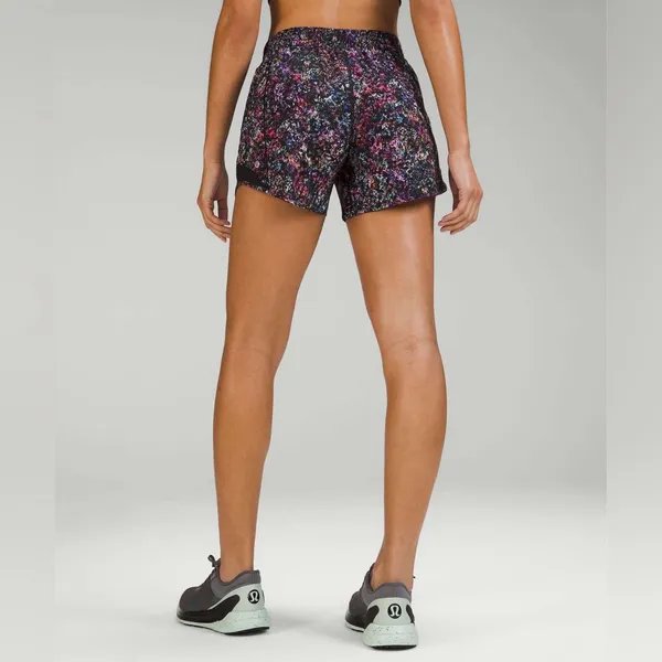 Lululemon‎ Hotty Hot HR Lined Shorts 4” Floral Spray Multi Black Size 4 - Image 2
