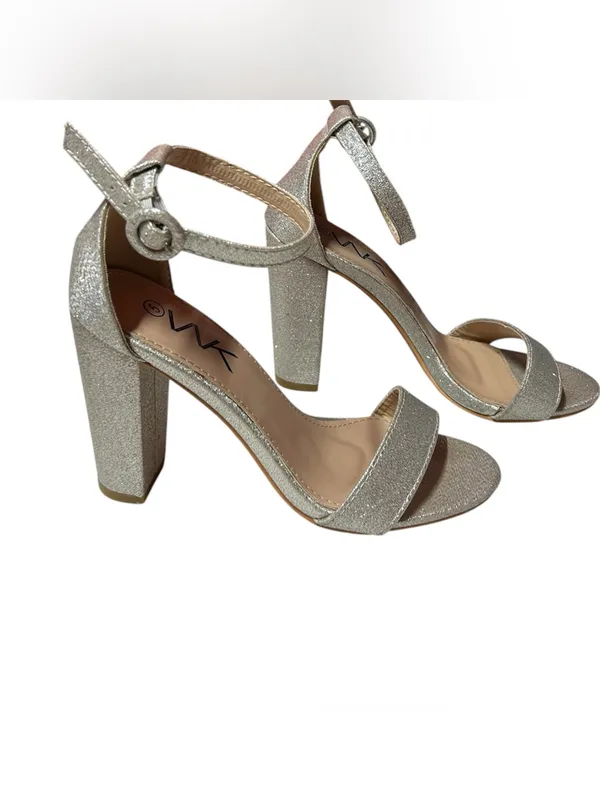 VNK sparkling silver glitter block heel open-toe ankle strap popular sandals - Image 3