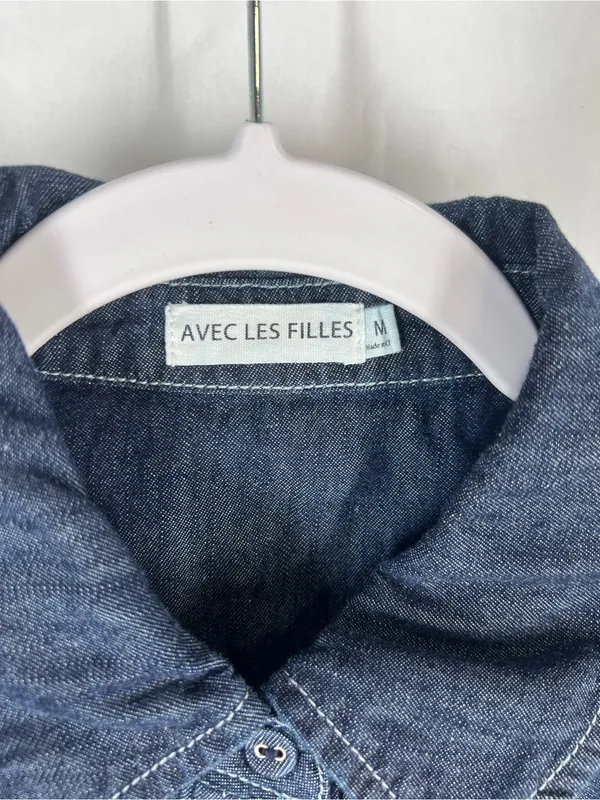 Avec Les Filles Ruffle Yoke Denim Button-Up Shirt Medium Blue Size M - Image 3