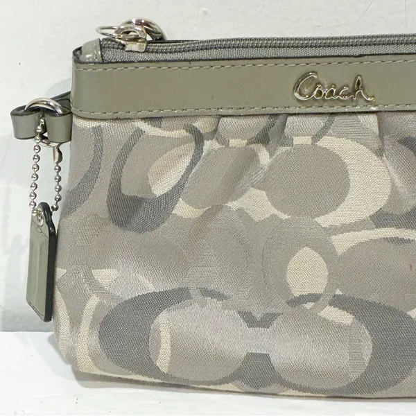 Coach Signature‎ Gray Pleated Canvas Logo Wristlet Mini Bag Wallet - Image 2