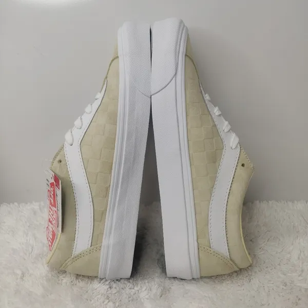 New Yellow Suede Vans sz 9.5 W - Image 6