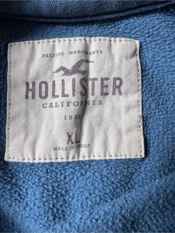 Men’s Hollister Size XL (Fits like a L) Y2K California Graphic Blue Crewneck - Image 5
