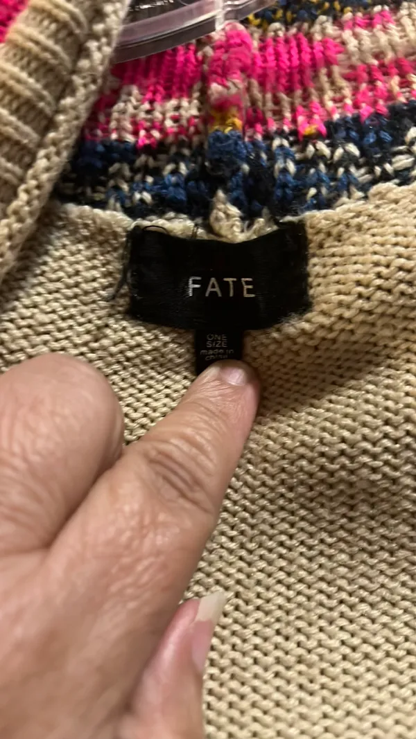 Fate Poncho Shawl Cape Wrap Tan Pink Boho Tribal Native Aztec One Size WARM EUC - Image 2