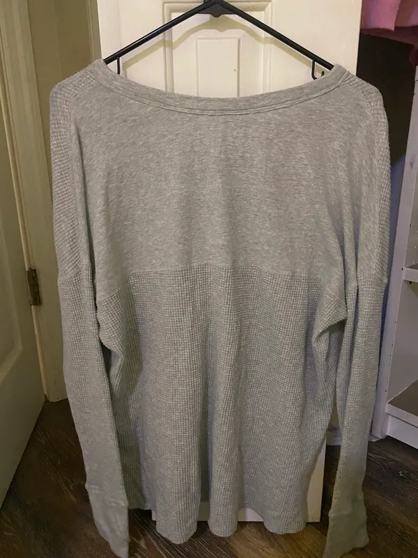 Aeire Gray Henley Waffle Top - Image 2