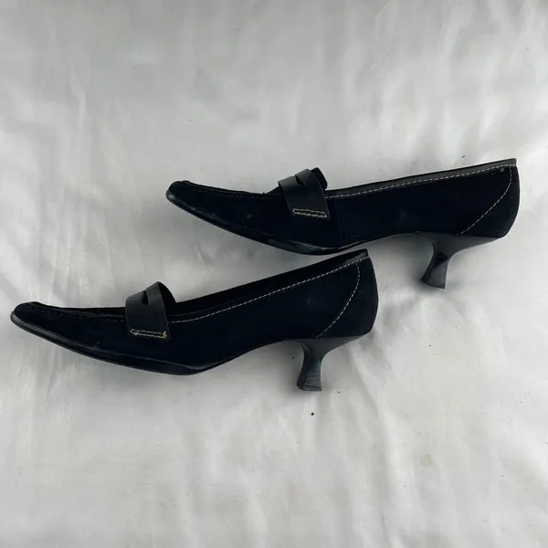 Aerosoles Black Suede Loafer‎ Women's 9.5M Square Toe Low Kitten Heel Shoes - Image 6