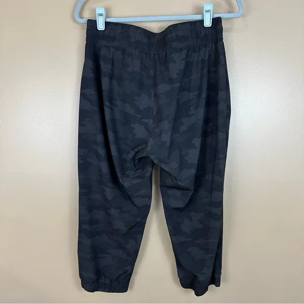 Kyodan Black Gray Camouflage Crop Jogger Pants Medium Casual Grunge - Image 7