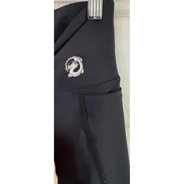 Josie Natori Womens High Waisted Active Leggings Side Pocket‎ Dragon Logo XS - Image 5